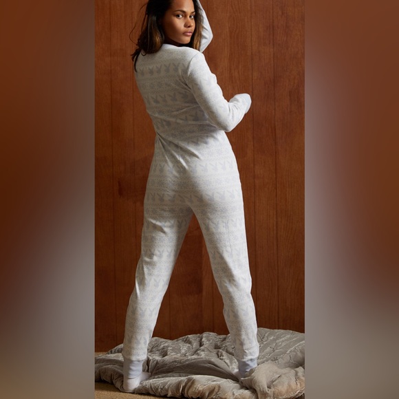 Playboy By PacSun Snow Day Onesie - Picture 4 of 8